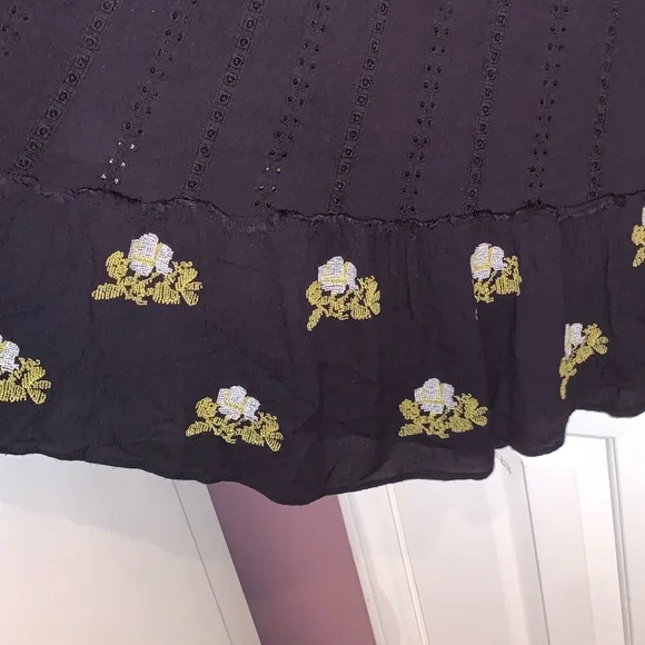 Free People Bo-Ho long sleeve black Dress with embroidery flowers size Medium - Picture 9 of 16